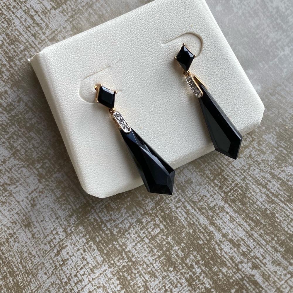 Teardrop ONYX elegant earrings.